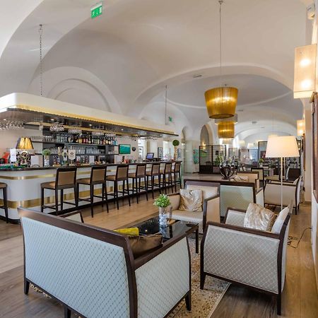 Pannonia Golf & Country Club Bed and Breakfast Alcsutdoboz Exteriör bild