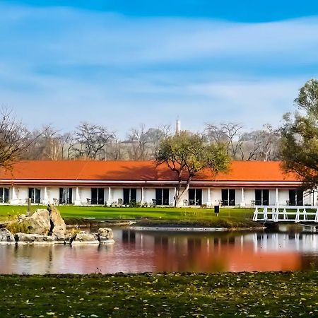 Pannonia Golf & Country Club Bed and Breakfast Alcsutdoboz Exteriör bild
