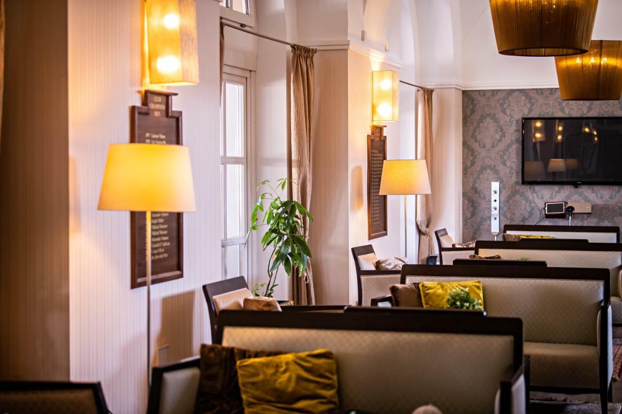 Pannonia Golf & Country Club Bed and Breakfast Alcsutdoboz Exteriör bild