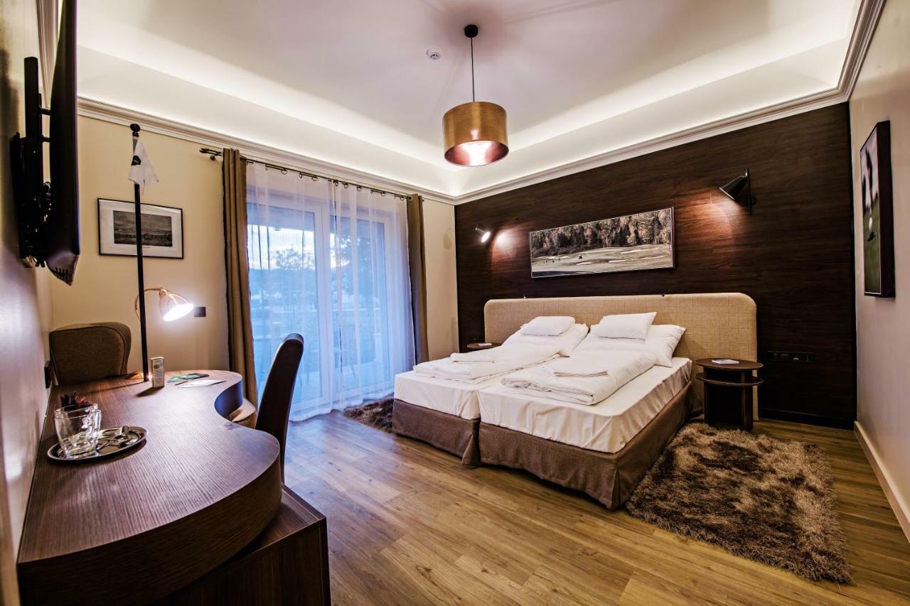 Pannonia Golf & Country Club Bed and Breakfast Alcsutdoboz Exteriör bild